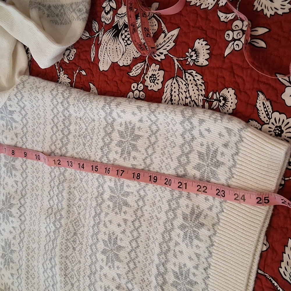 Talbots Snowflake Sweater - Picture 8 of 9